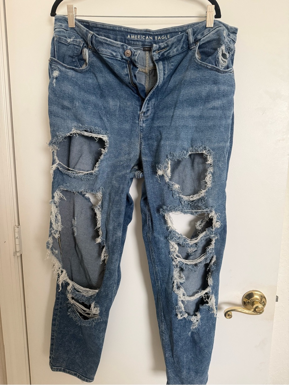 American Eagle Outfitters Distressed Blue Ripped Jeans
